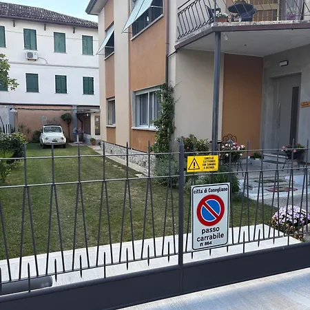 Casa Ines شقة كونيليانو